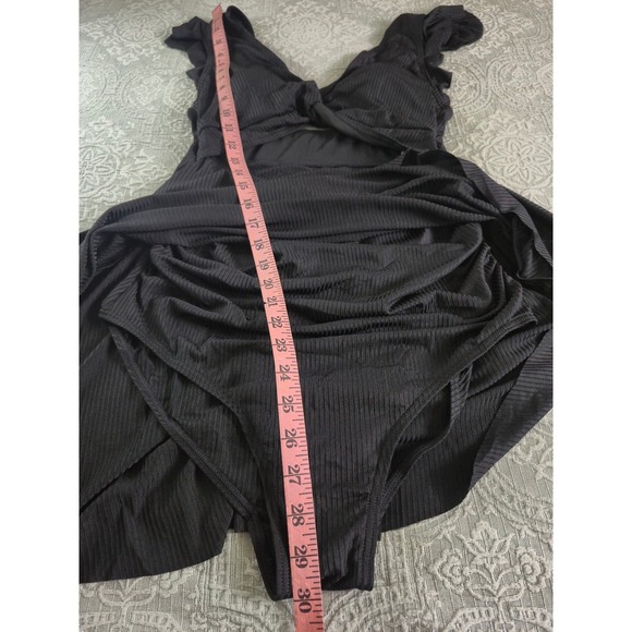 Charmo Black Ribbed Ruffle Shoulder Cutout Swim Maternity Dress Medium - Picture 5 of 6